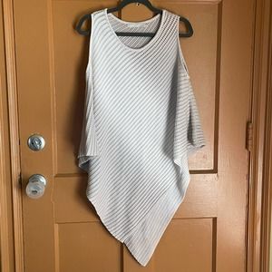 One Grey Day Medium Knit Ombré Tunic